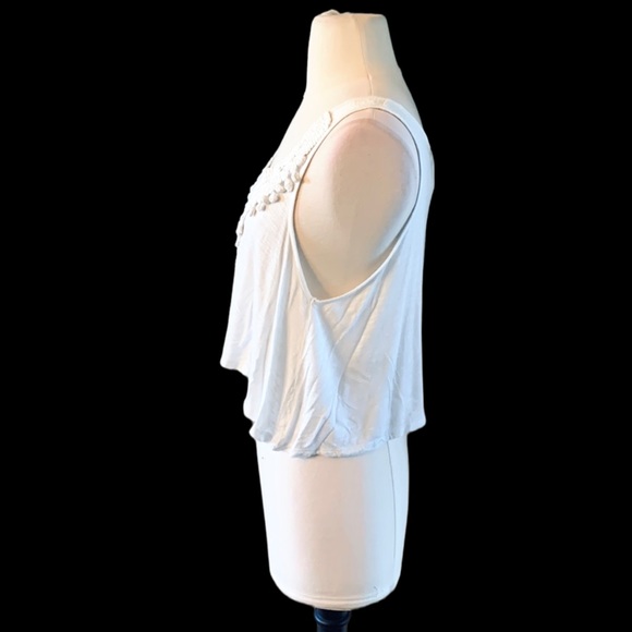 White Flowy Crop Top Crochet Lace - Picture 7 of 13